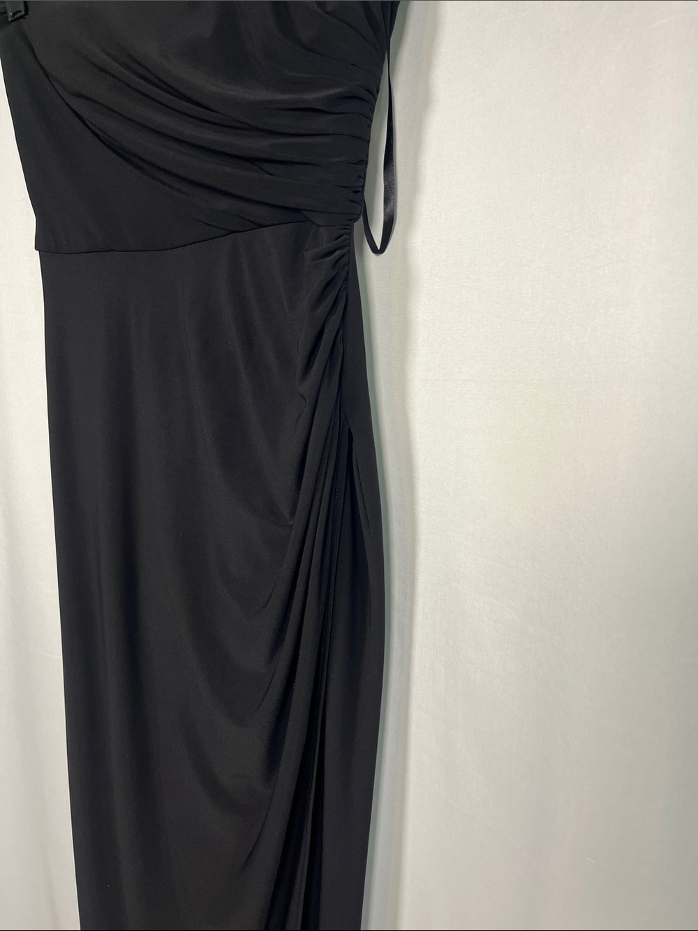 La femme black strapless jersey ruched gown side slit cocktail formal sz 4 - Picture 6 of 9